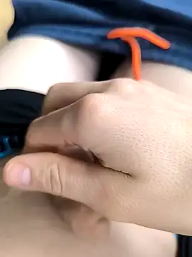 geilehecke1 online show from 03/01/25, 11:39