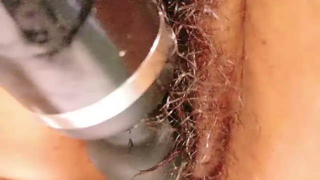 Snapshot of yukinA_xoxo chatting on 12/15/24, 12:29 yukinA xoxo online show from 12/15/24, 12:29