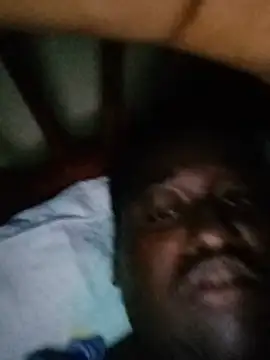 Snapshot of Jeanlaurent972 chatting on 05/14/26, 03:57 Jeanlaurent972 online show from 05/14/26, 03:57