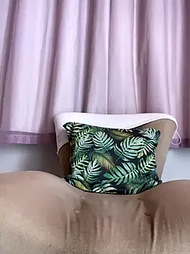 Snapshot of alexatransgata chatting on 11/22/25, 04:28 alexatransgata online show from 11/22/25, 04:28