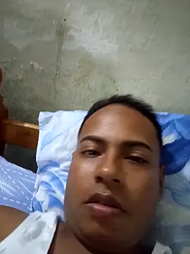 Snapshot of AlkalineCalmness chatting on 12/05/25, 04:36 AlkalineCalmness online show from 12/05/25, 04:36