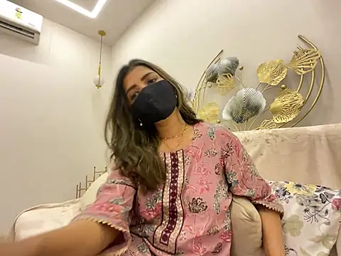 MaYaa  11 online show from 03/13/26, 07:15