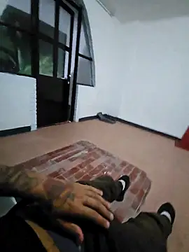 Snapshot of sorek54321 chatting on 11/27/25, 01:40 sorek54321 online show from 11/27/25, 01:40