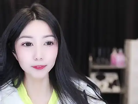 Nuyoah-77 online show from 11/17/25, 01:28