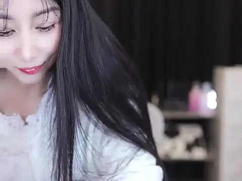 Nuyoah-77 online show from 11/27/25, 03:36