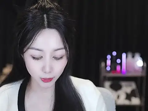 Nuyoah-77 online show from 02/20/26, 03:34