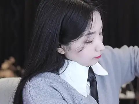 Nuyoah-77 online show from 03/17/26, 06:50