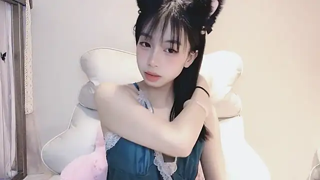 -Hottie online show from 12/21/24, 06:34