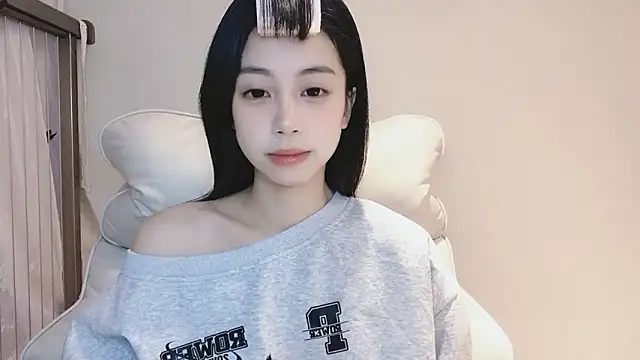 -Hottie online show from 01/04/25, 03:28