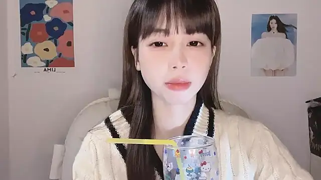 -Hottie online show from 11/20/25, 04:07