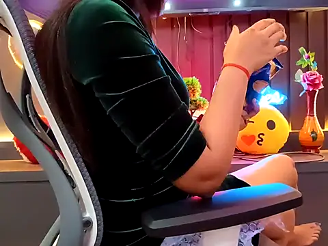 GoldnessAishu online show from 03/22/25, 02:36