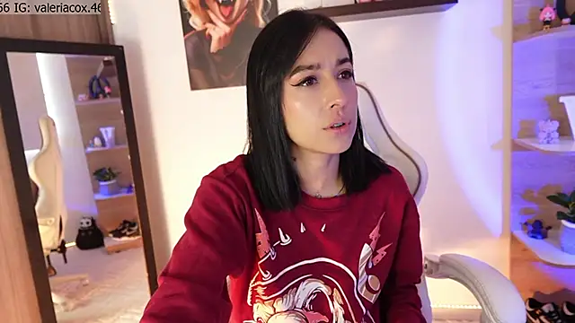 Snapshot of ValeriaCox chatting on 07/11/26, 02:53 ValeriaCox online show from 07/11/26, 02:53