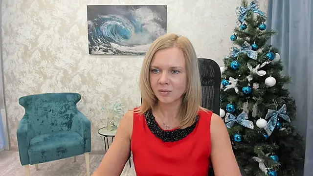 Snapshot of AgathaKlouin chatting on 12/24/24, 10:39 AgathaKlouin online show from 12/24/24, 10:39