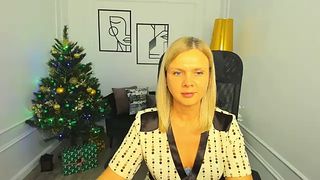 Snapshot of AgathaKlouin chatting on 12/18/25, 07:20 AgathaKlouin online show from 12/18/25, 07:20