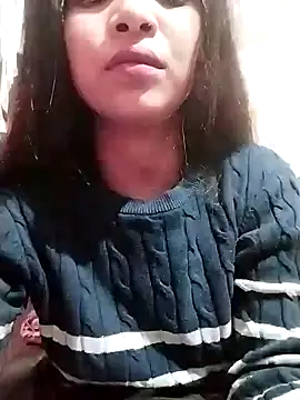 Hotty-Divya online show from 12/24/24, 12:55