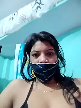 Hotty-Divya online show from 10/06/25, 02:42