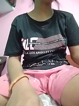 Hotty-Divya online show from 05/23/26, 03:01