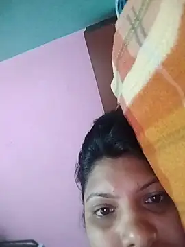Hotty-Divya online show from 05/26/26, 03:02