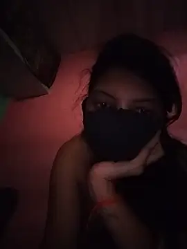 Hotty-Divya online show from 06/18/26, 09:14