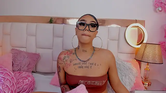 Mia Jansen online show from 12/19/24, 01:07