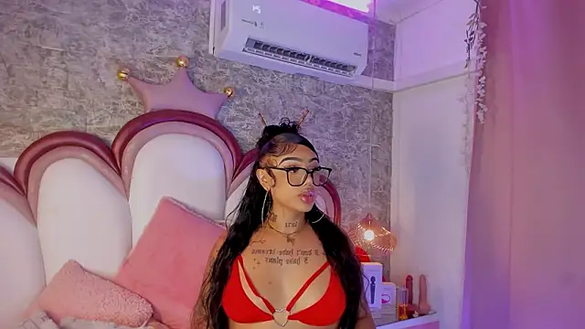Mia Jansen online show from 05/04/26, 01:51