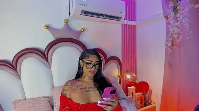 Mia Jansen online show from 07/08/26, 01:48