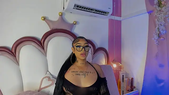 Mia Jansen online show from 07/21/26, 01:57