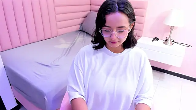 kae styles online show from 10/07/25, 07:55