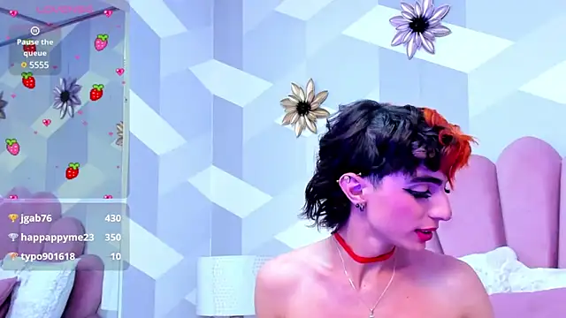 KylieMonnett online show from 01/24/25, 08:02