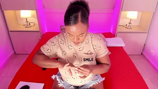 EmilyyStuart online show from 03/29/26, 04:12