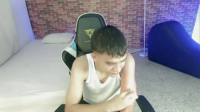 zacariasss  online show from 09/11/25, 04:12