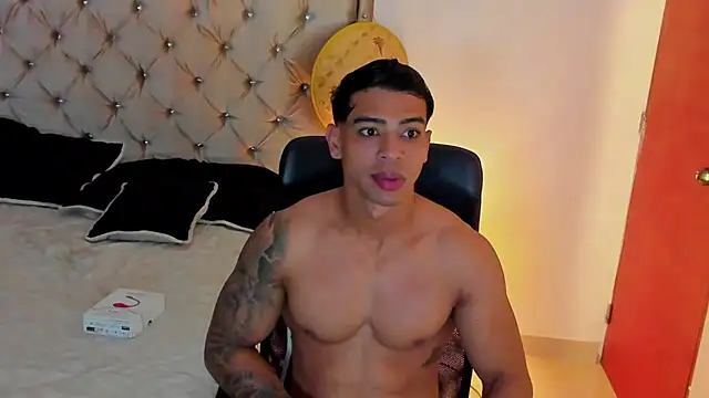 Andrew wolf7 online show from 11/14/25, 12:59