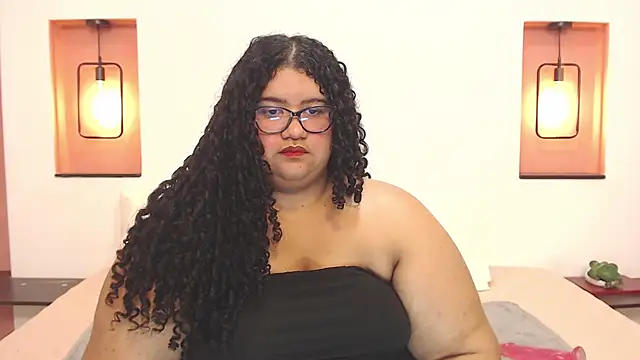 Miley Collins online show from 12/10/24, 09:33