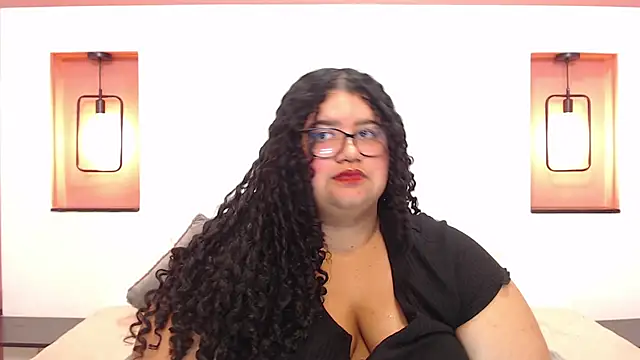 Miley Collins online show from 12/28/24, 12:15