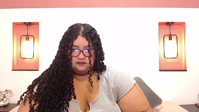 Miley Collins online show from 01/03/25, 04:16