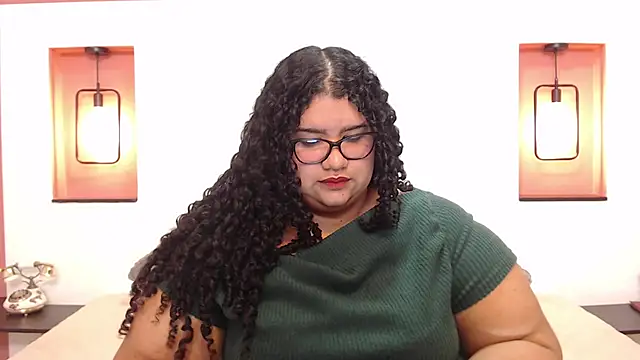 Miley Collins online show from 01/07/25, 04:27