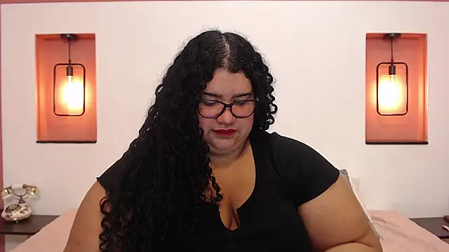 Miley Collins online show from 01/08/25, 07:56