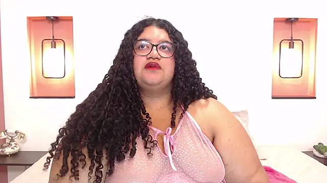 Miley Collins online show from 02/26/25, 05:20