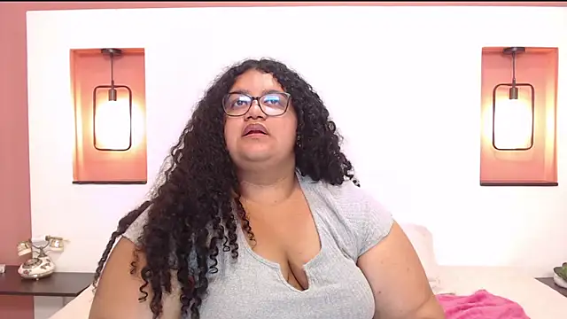 Miley Collins online show from 03/11/25, 07:47