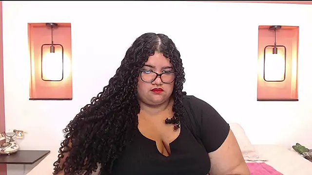 Miley Collins online show from 03/12/25, 07:38