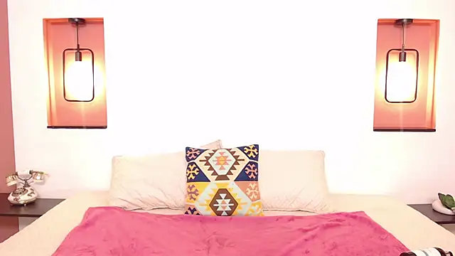 Miley Collins online show from 03/20/25, 04:09