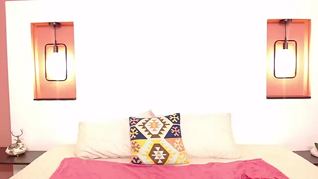 Miley Collins online show from 03/20/25, 10:40