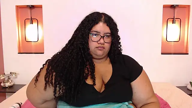 Miley Collins online show from 03/21/25, 11:45