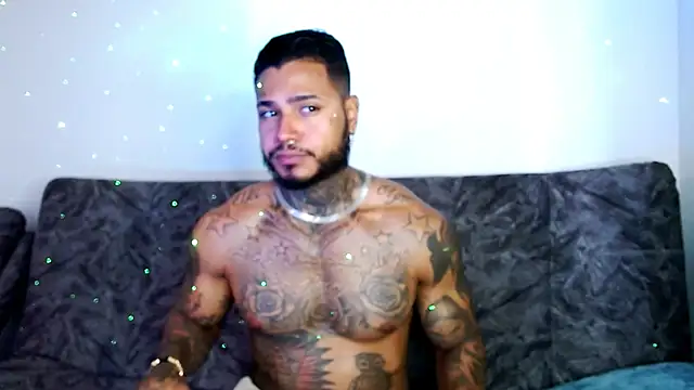 Snapshot of Exotic_tatto27121 chatting on 12/18/24, 06:57 Exotic tatto27121 online show from 12/18/24, 06:57