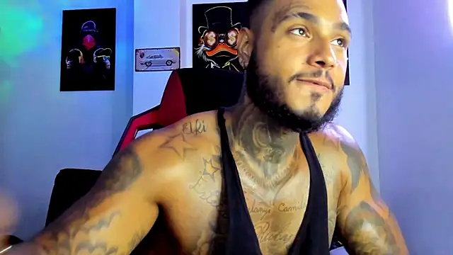 Snapshot of Exotic_tatto27121 chatting on 07/23/26, 07:45 Exotic tatto27121 online show from 07/23/26, 07:45