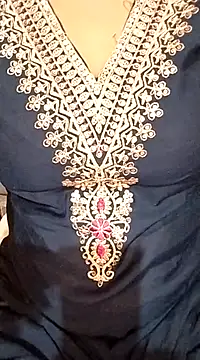 Snapshot of Sweetlovve@xh chatting on 02/13/25, 05:05 Sweetlovvexh online show from 02/13/25, 05:05