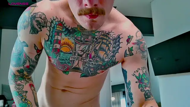 Snapshot of white_King9999 chatting on 09/23/25, 12:30 white King9999 online show from 09/23/25, 12:30