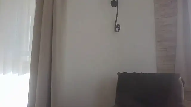 Snapshot of leidergeil83 chatting on 10/04/25, 10:46 leidergeil83 online show from 10/04/25, 10:46