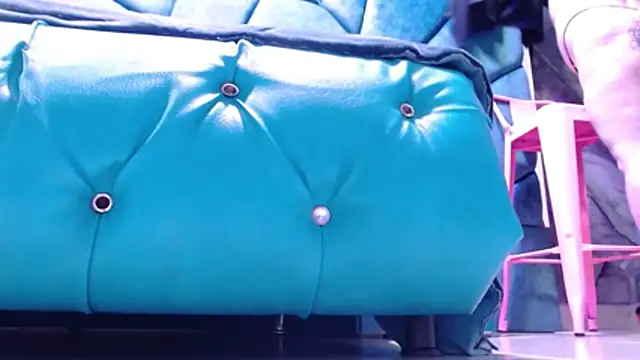 Snapshot of Luciana_Ass chatting on 11/28/25, 09:17 Luciana Ass online show from 11/28/25, 09:17