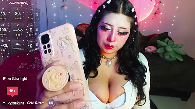 Snapshot of MilkyXSakura chatting on 11/19/25, 04:34 MilkyXSakura online show from 11/19/25, 04:34